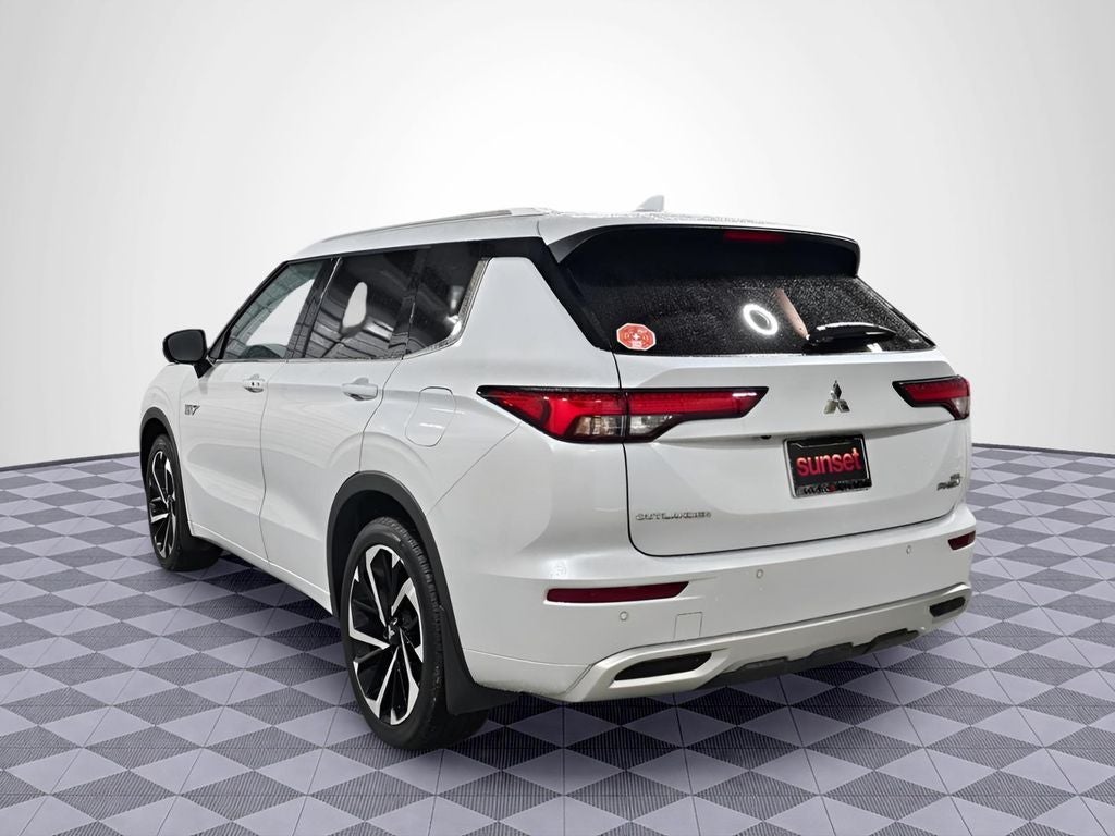 2024 Mitsubishi Outlander PHEV SEL