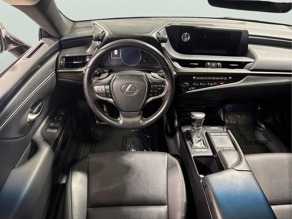 2019 Lexus ES 300h