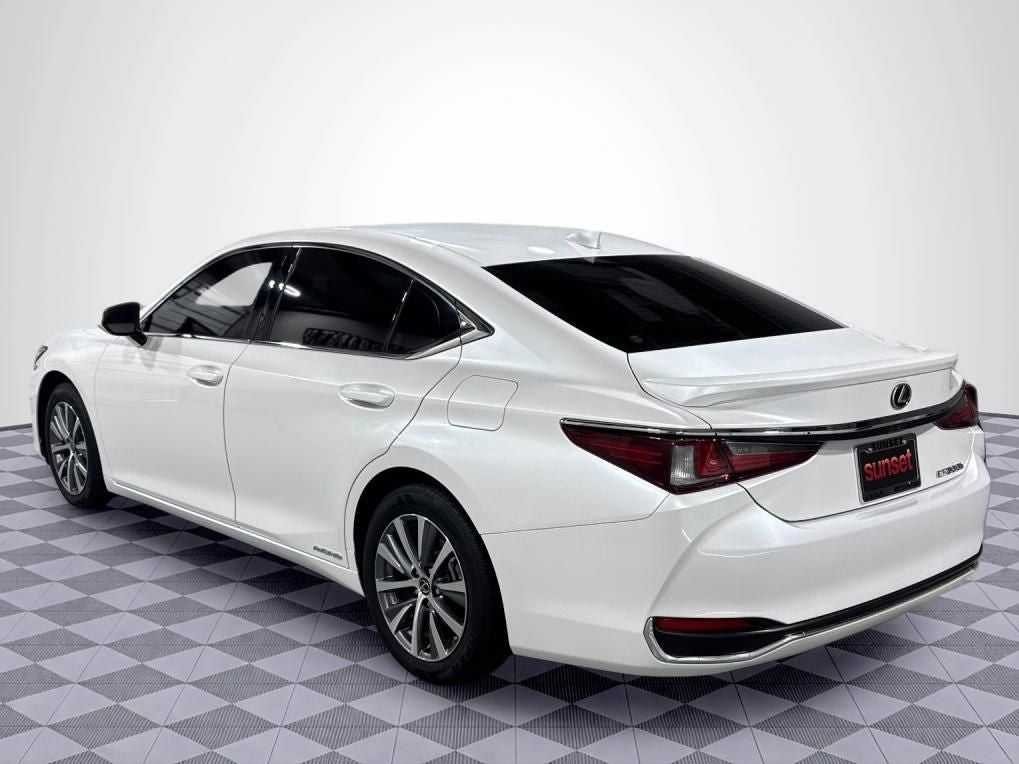 2019 Lexus ES 300h