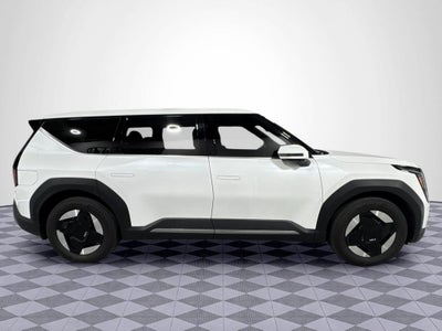 2024 Kia EV9 Light
