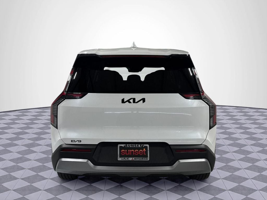 2024 Kia EV9 Light