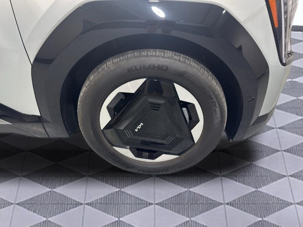 2024 Kia EV9 Land