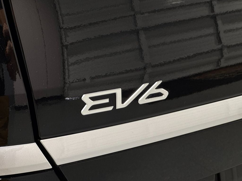 2024 Kia EV6 Light