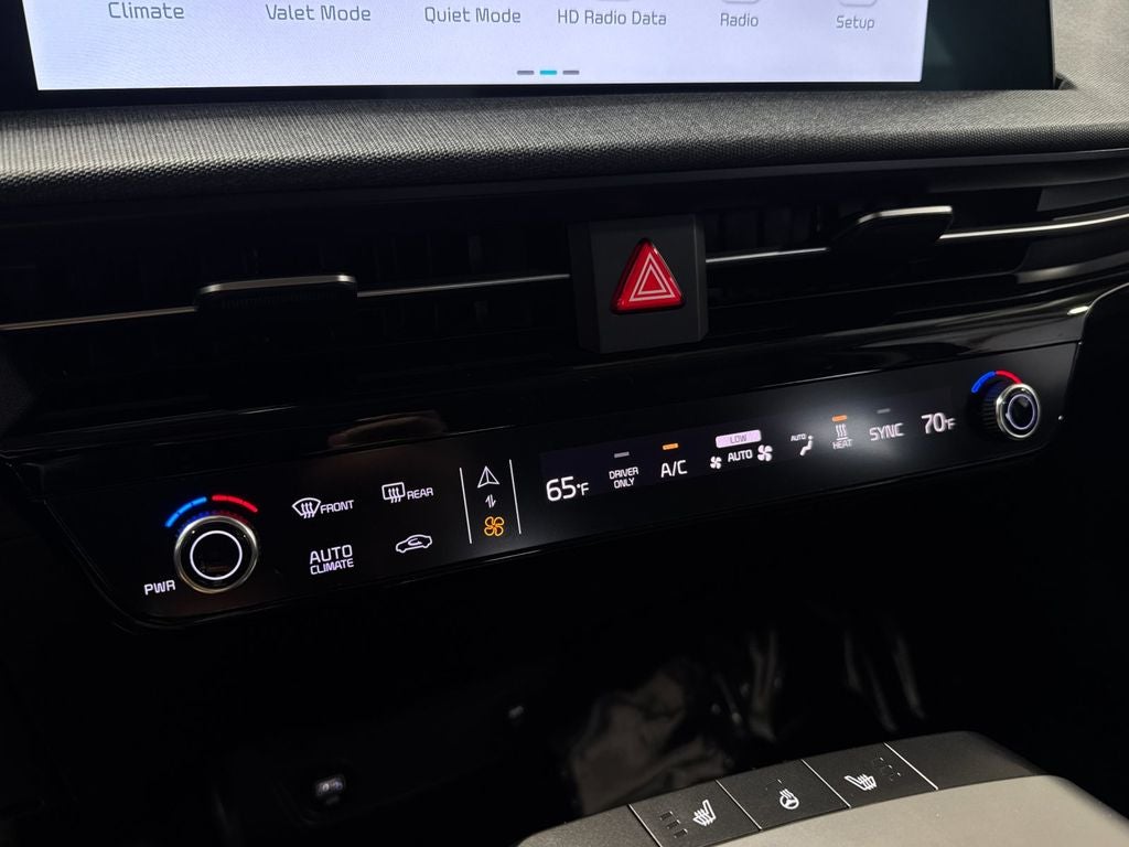 2024 Kia EV6 Light