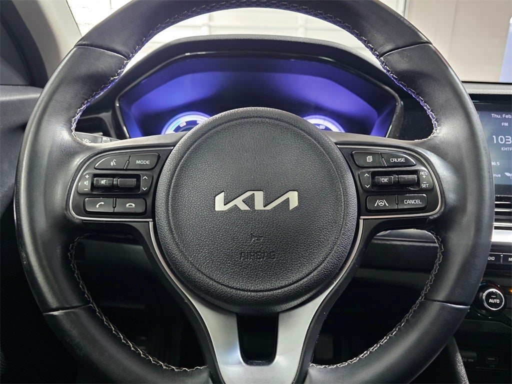 2022 Kia Niro LXS