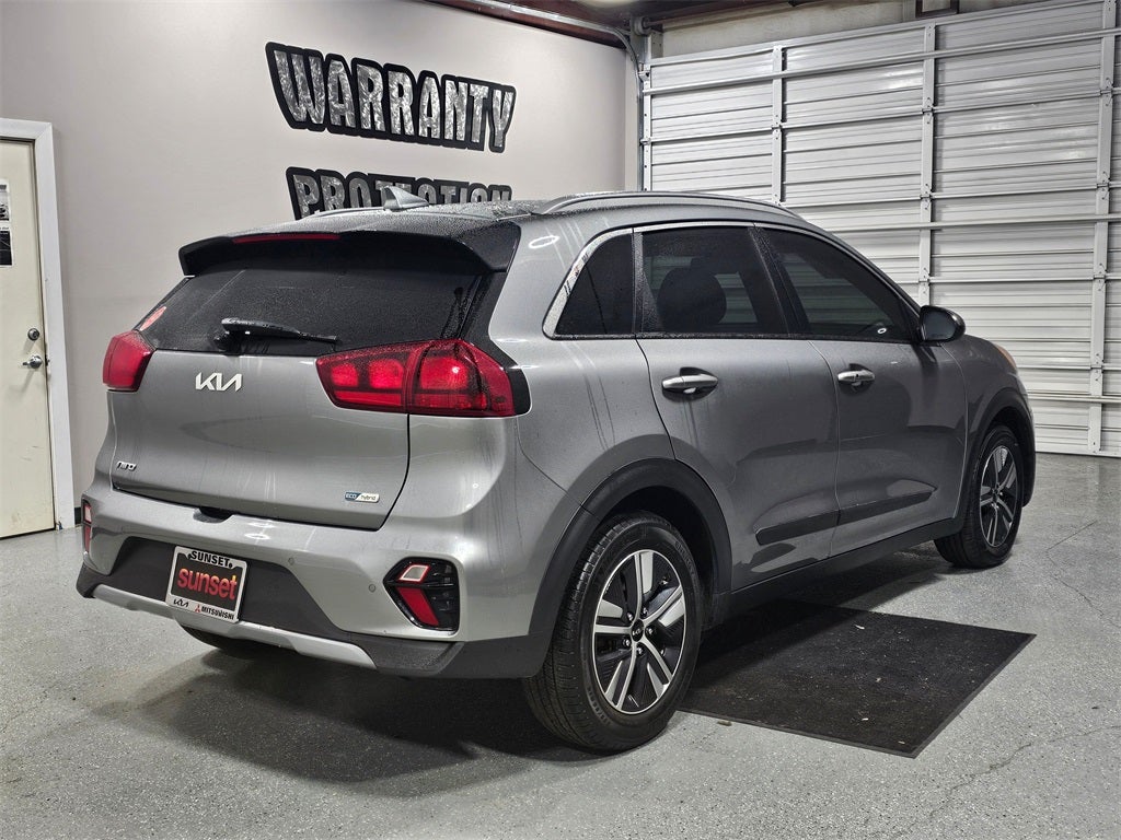 2022 Kia Niro LXS