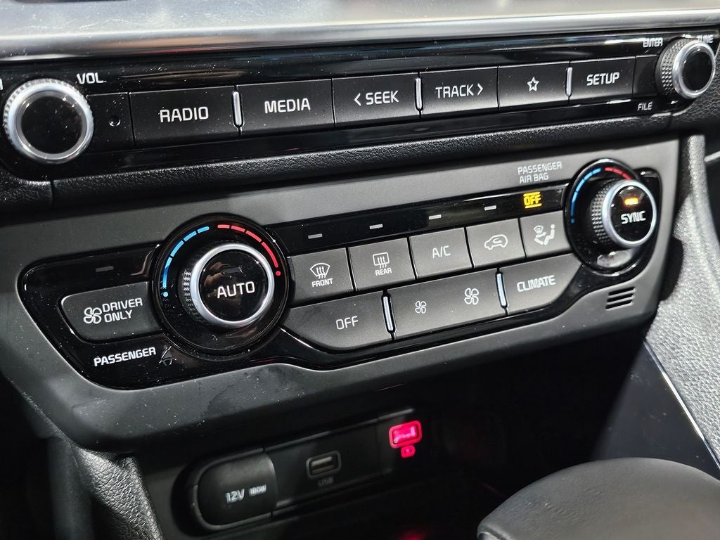 2022 Kia Niro Plug-In Hybrid EX