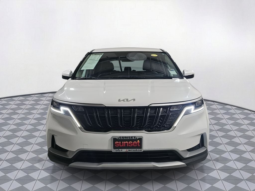 2024 Kia Carnival LX