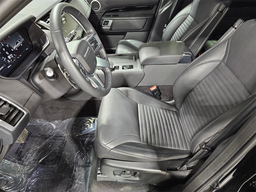 2024 Land Rover Discovery S