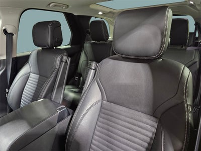 2024 Land Rover Discovery S