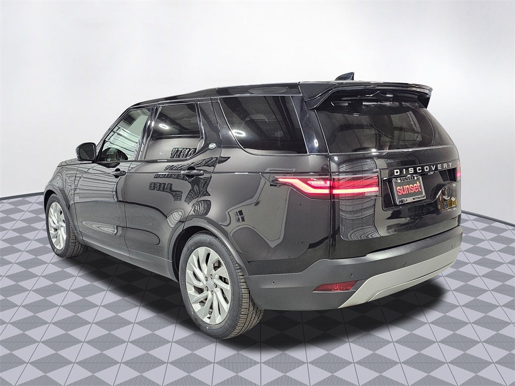 2024 Land Rover Discovery S