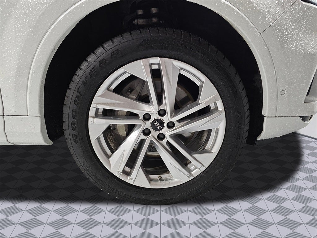 2023 Audi Q7 55 Premium Plus quattro