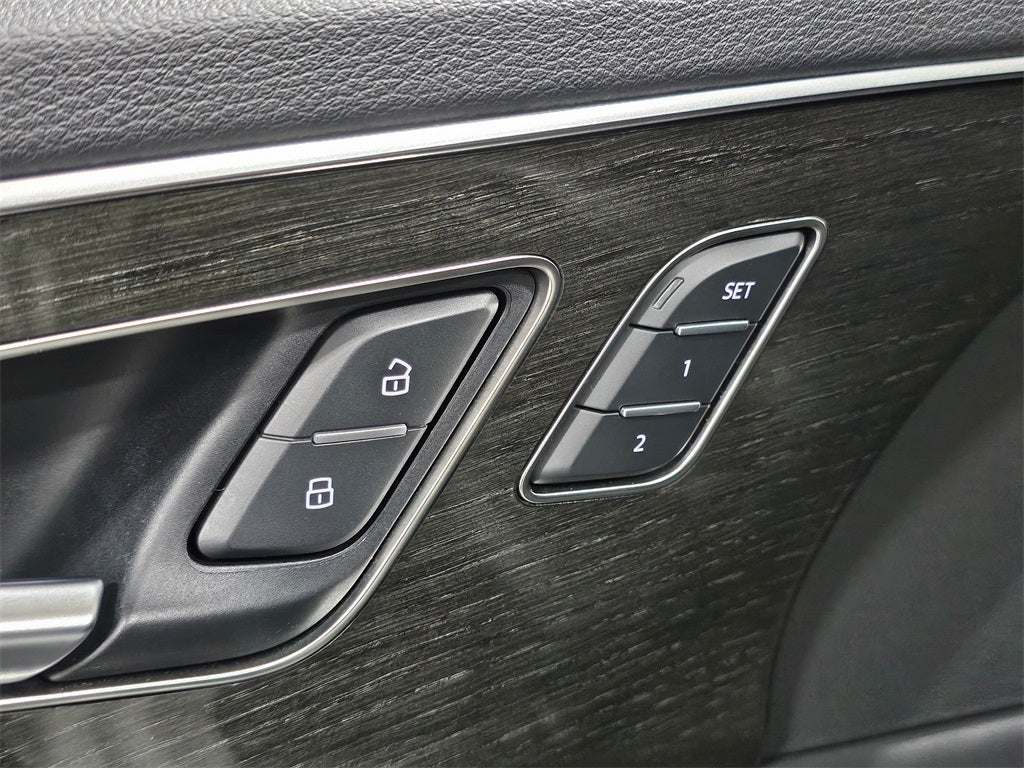 2023 Audi Q7 55 Premium Plus quattro