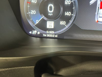 2022 Volvo XC40 T5 Inscription