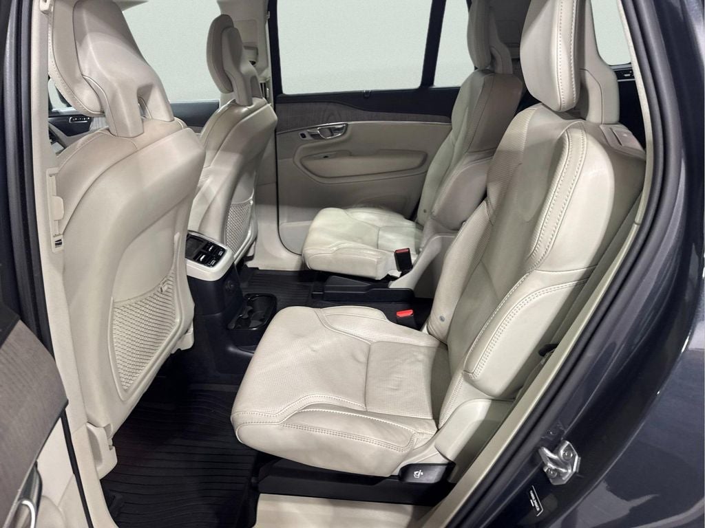 2021 Volvo XC90 Recharge Plug-In Hybrid T8 Inscription 6 Passenger