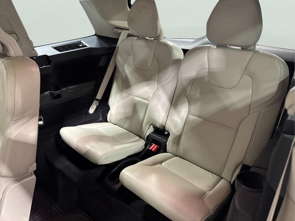 2021 Volvo XC90 Recharge Plug-In Hybrid T8 Inscription 6 Passenger