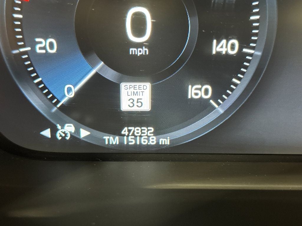 2021 Volvo XC90 Recharge Plug-In Hybrid T8 Inscription 6 Passenger