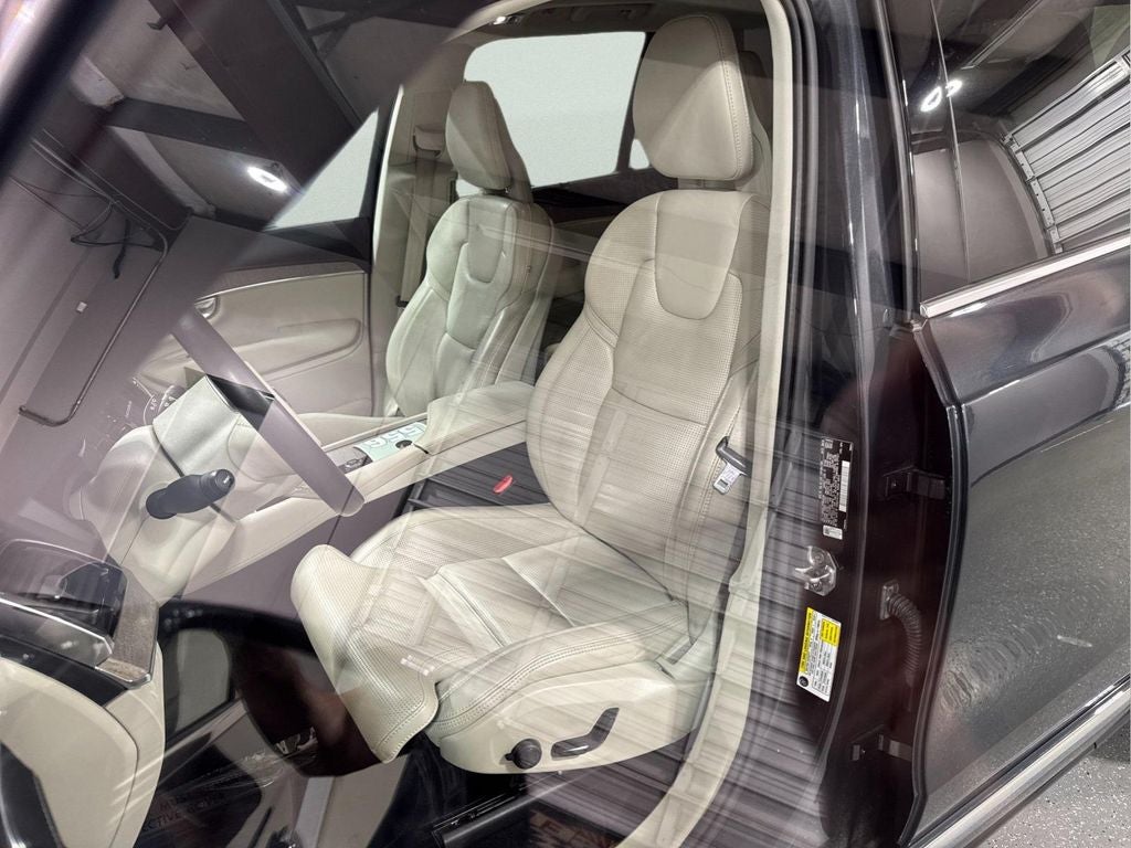 2021 Volvo XC90 Recharge Plug-In Hybrid T8 Inscription 6 Passenger
