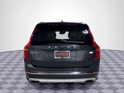 2021 Volvo XC90 Recharge Plug-In Hybrid T8 Inscription 6 Passenger