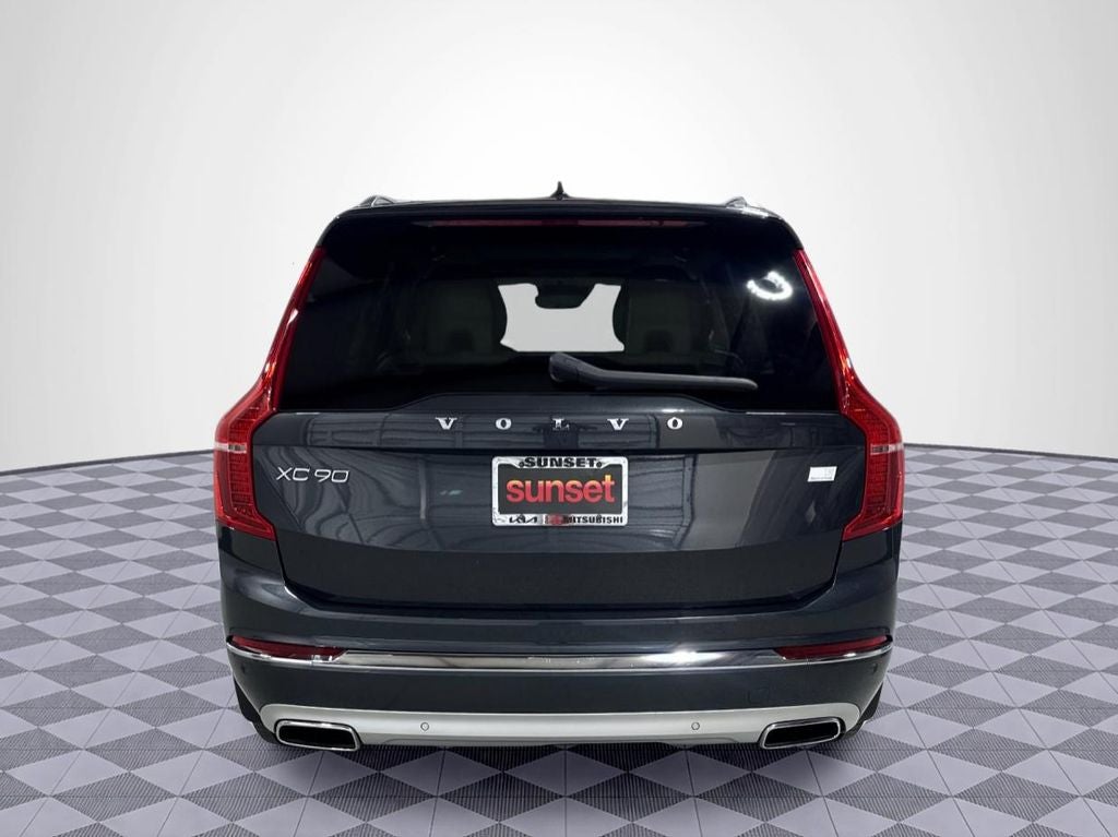 2021 Volvo XC90 Recharge Plug-In Hybrid T8 Inscription 6 Passenger