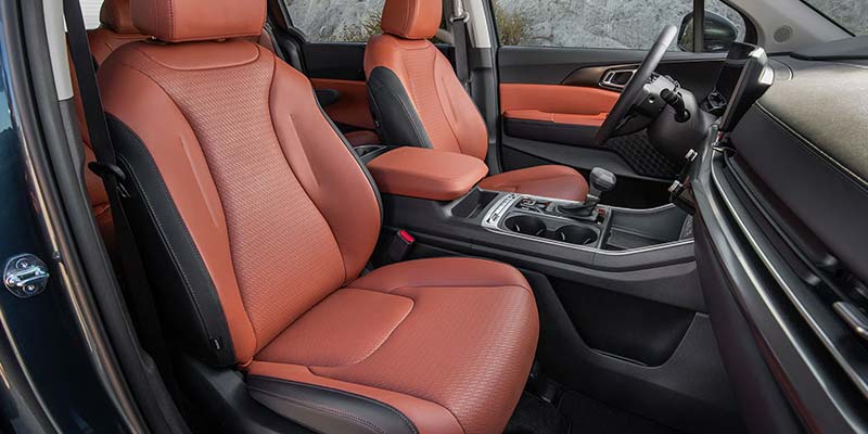 2026 Kia Carnival Front Seat